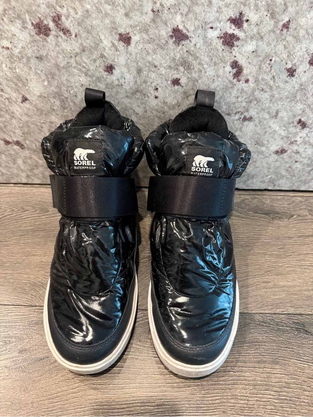 Sorel Black Quilted Waterproof Strap Boots